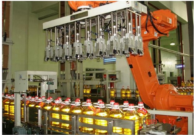 自動食用油裝箱機(jī)